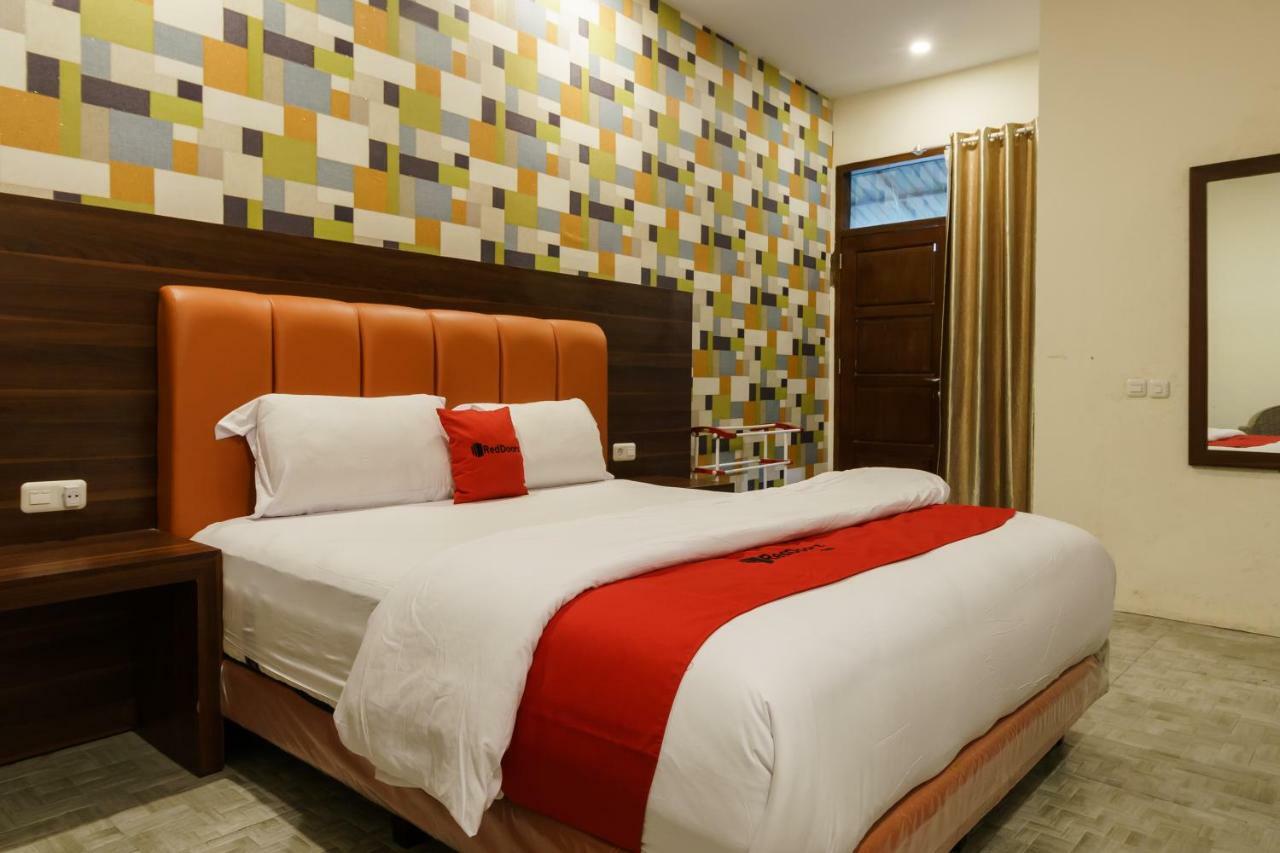 Reddoorz Syariah Near Fort Marlborough Bengkulu Ngoại thất bức ảnh