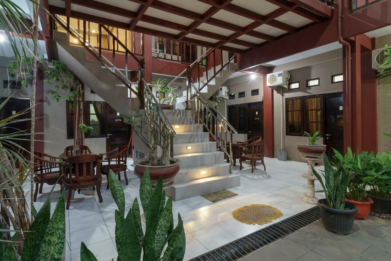 Reddoorz Syariah Near Fort Marlborough Bengkulu Ngoại thất bức ảnh