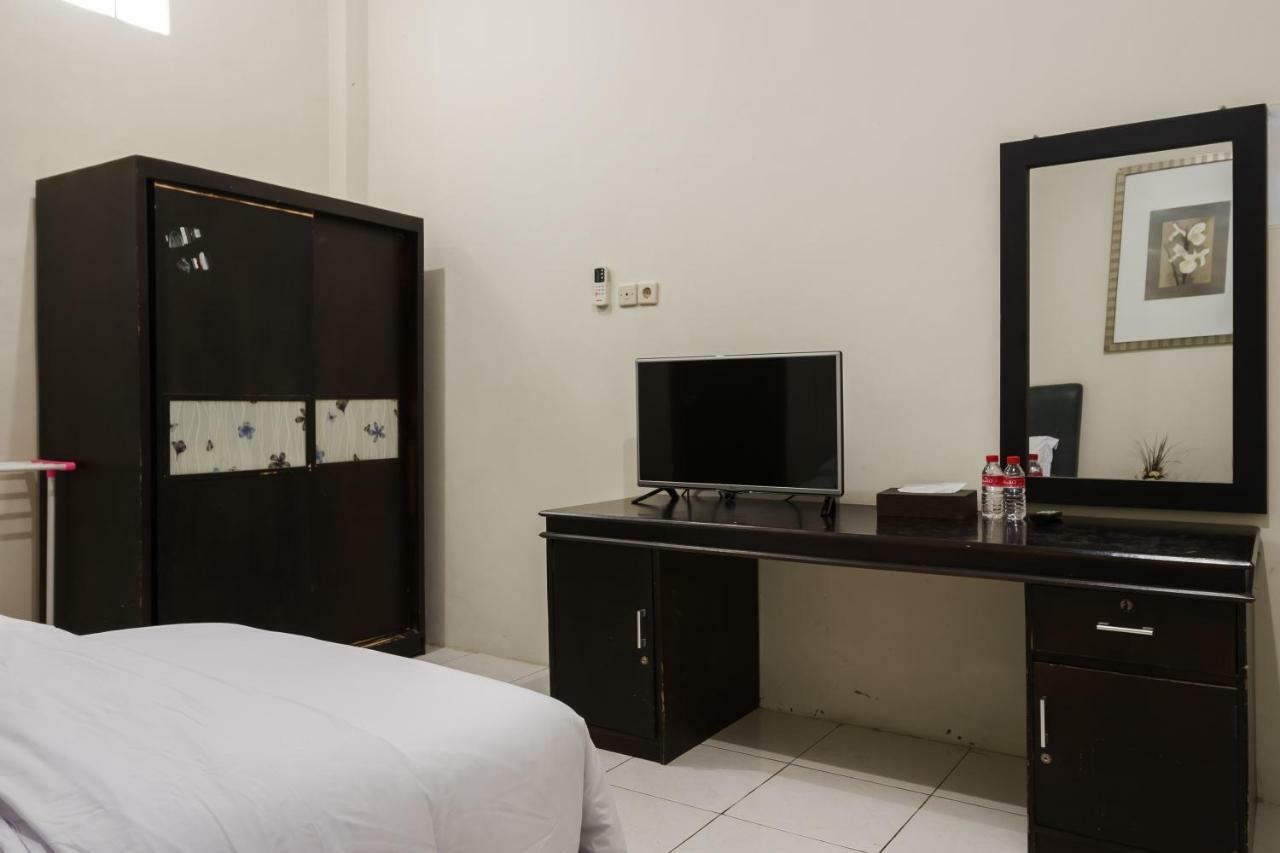 Reddoorz Syariah Near Fort Marlborough Bengkulu Ngoại thất bức ảnh