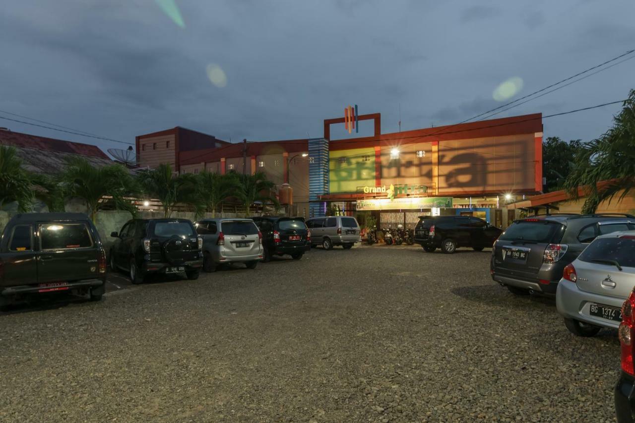 Reddoorz Syariah Near Fort Marlborough Bengkulu Ngoại thất bức ảnh