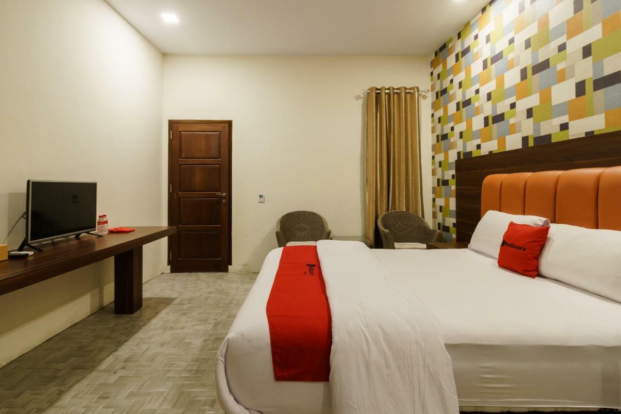 Reddoorz Syariah Near Fort Marlborough Bengkulu Ngoại thất bức ảnh