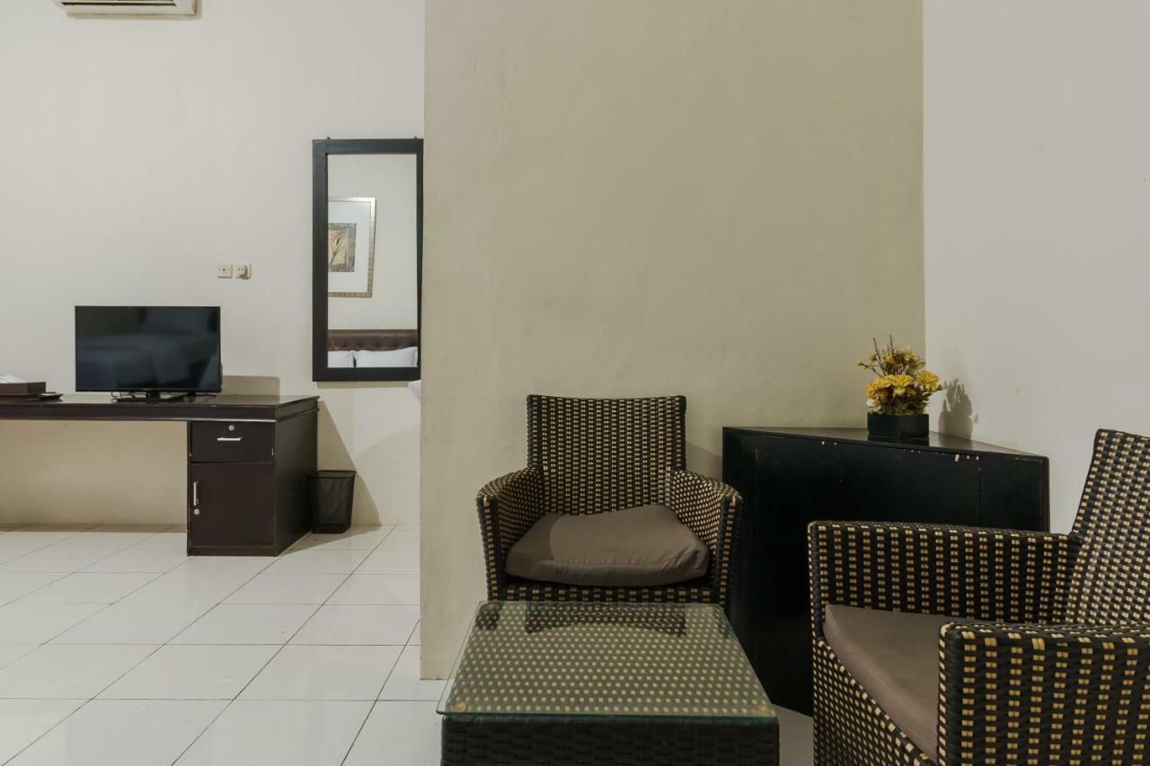 Reddoorz Syariah Near Fort Marlborough Bengkulu Ngoại thất bức ảnh
