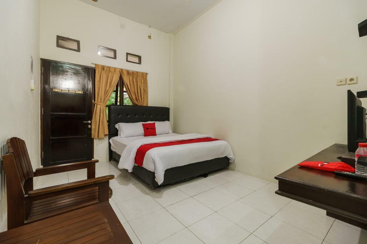 Reddoorz Syariah Near Fort Marlborough Bengkulu Ngoại thất bức ảnh