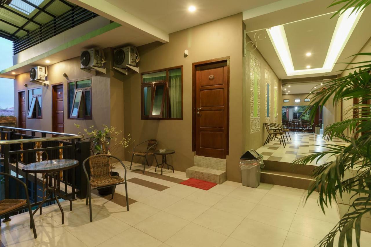 Reddoorz Syariah Near Fort Marlborough Bengkulu Ngoại thất bức ảnh