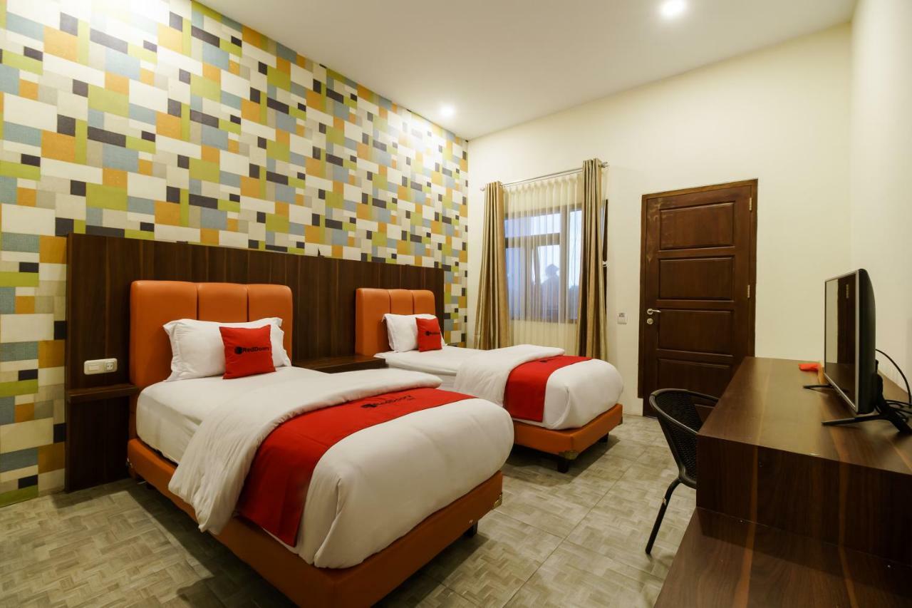 Reddoorz Syariah Near Fort Marlborough Bengkulu Ngoại thất bức ảnh